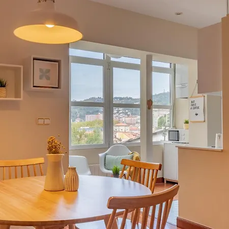 Acogedor Y Con Vistas - Casco Viejo & Parking Gratis