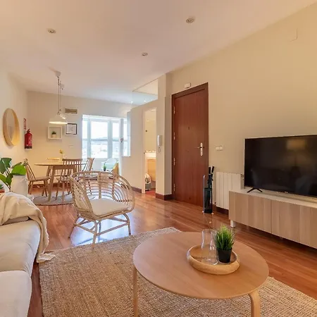 Apartment Acogedor Y Con Vistas - Casco Viejo & Parking Gratis *