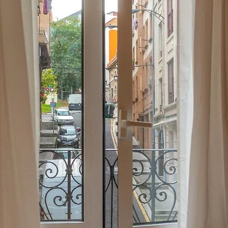 Acogedor Y Con Vistas - Casco Viejo & Parking Gratis